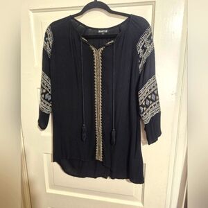 Onyx Black and White Embroidered Blouse With Tie Neck. 20 Ptp